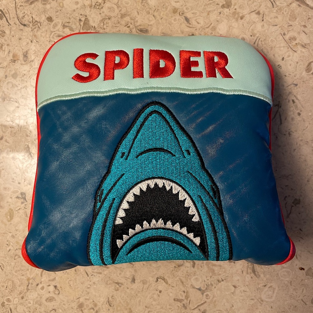 Limited Special Edition Taylormade Golf Shark Attack Spider Putter Headcover